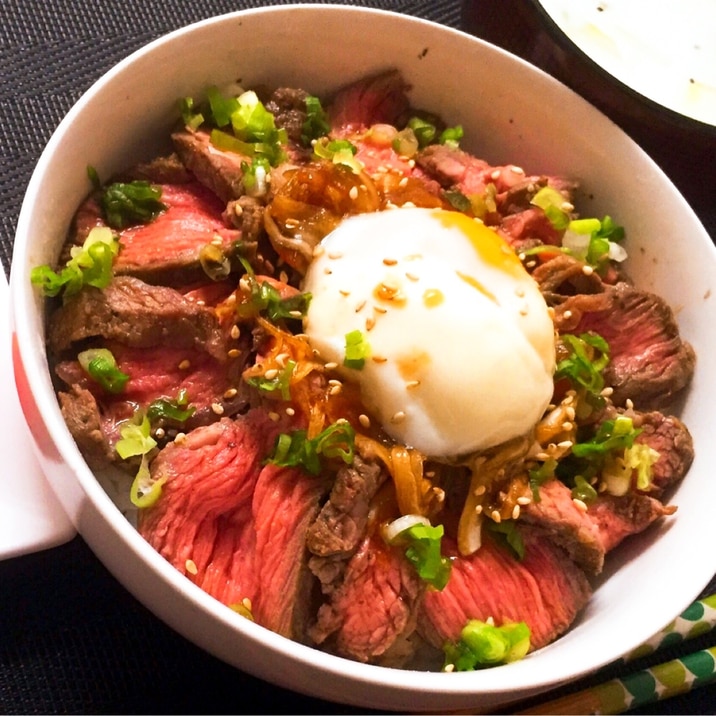 簡単!!牛ステーキ肉で絶品!ローストビーフ丼♪